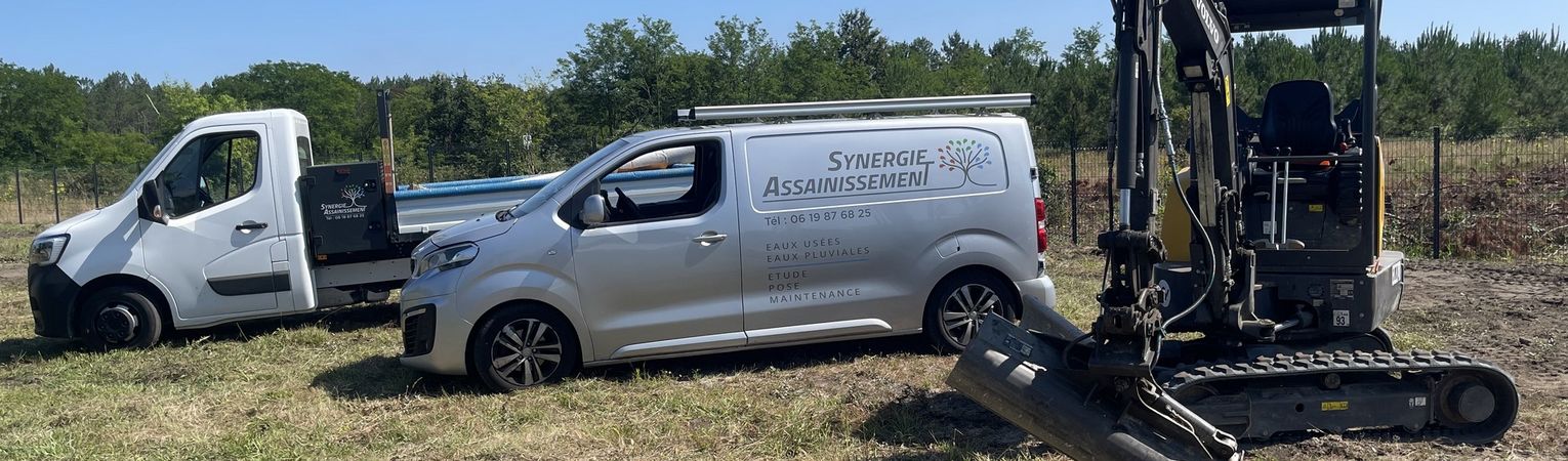 Véhicules de Synergie Assainissement